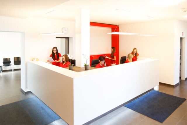 Praxis Tegernheim mit ihren Mitarbeitern